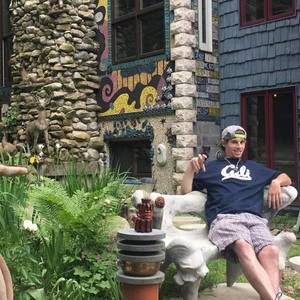 Meet your Posher, Alex